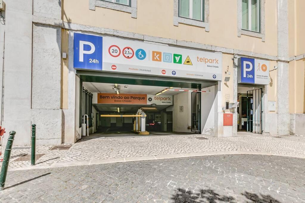 Made For The City Lovers- Urban Charm In Chiado Lisabona Exterior foto